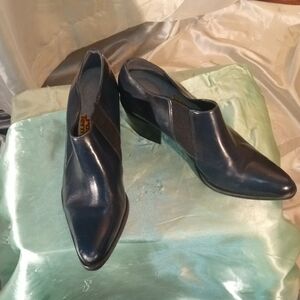 King Street Elegant Navy Patent Leather Women's Ankle Boots